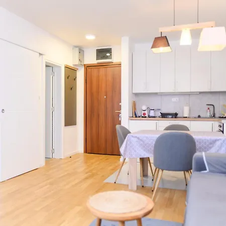 Viktor I Kasija Hill *