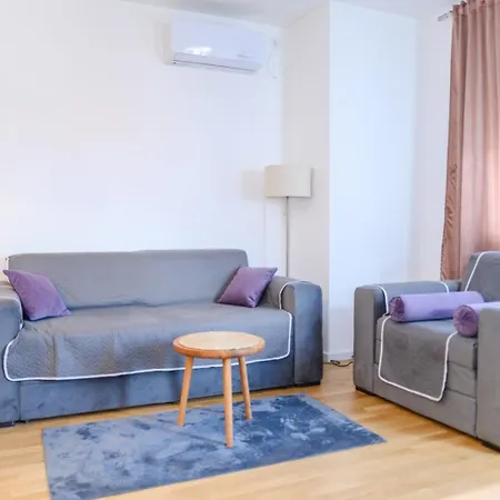 Viktor I Kasija Hill Soko Banja