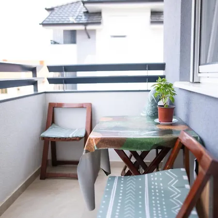 Viktor I Kasija Hill * Soko Banja