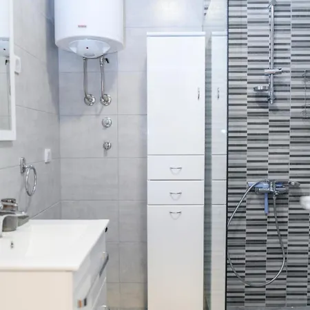 Viktor I Kasija Hill * Soko Banja