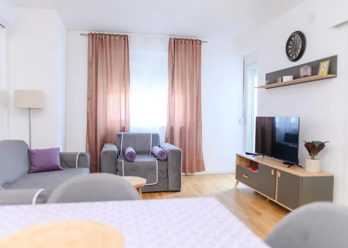 Viktor I Kasija Hill 公寓 *