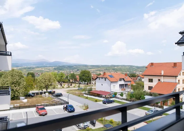 Viktor I Kasija Hill *